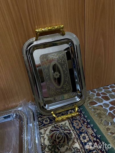 Поднос металлический