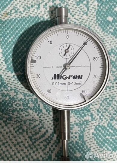 Индикатор стрелочный