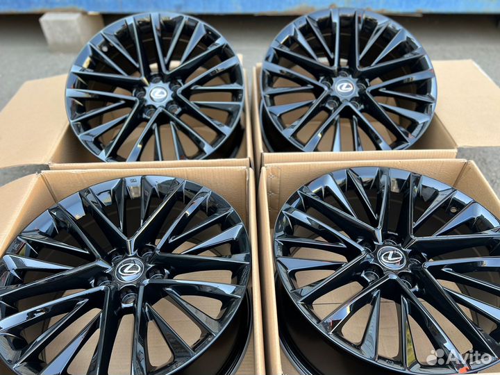 Новые литые диски r17 на Тойота