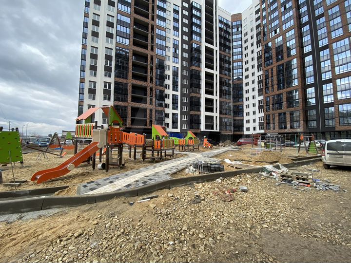 Квартира-студия, 24,6 м², 13/18 эт.