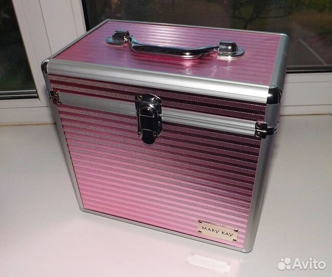 Кейс Mary Kay