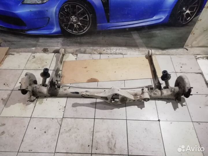 Балка задняя со ступицами сборе Nissan Primera P12