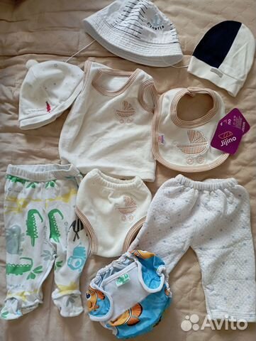 Большой пакет вещей для малыша и комбез