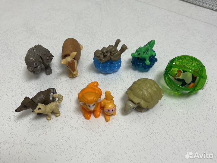 Киндеры, шары чупа чупс