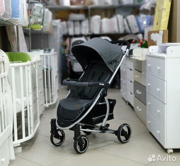 Прогулочная коляска