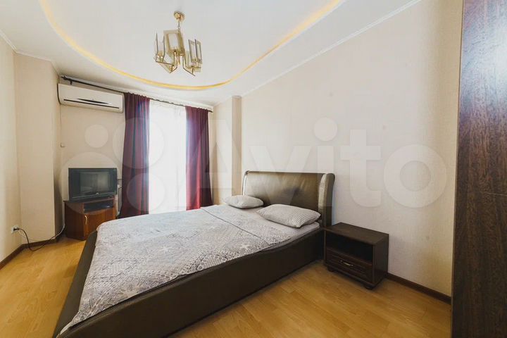 2-к. квартира, 65 м², 11/19 эт.
