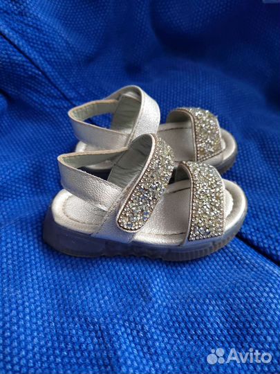 Сандалии для девочки 22 размер