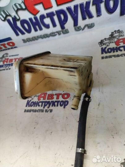 Бачок гидроусилителя Audi A8 4.2 Quattro седан AKG