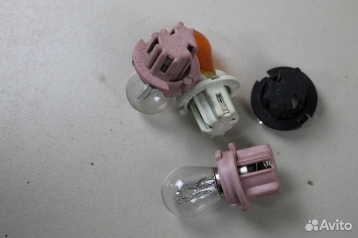 Патрон лампы Mercedes Benz W220