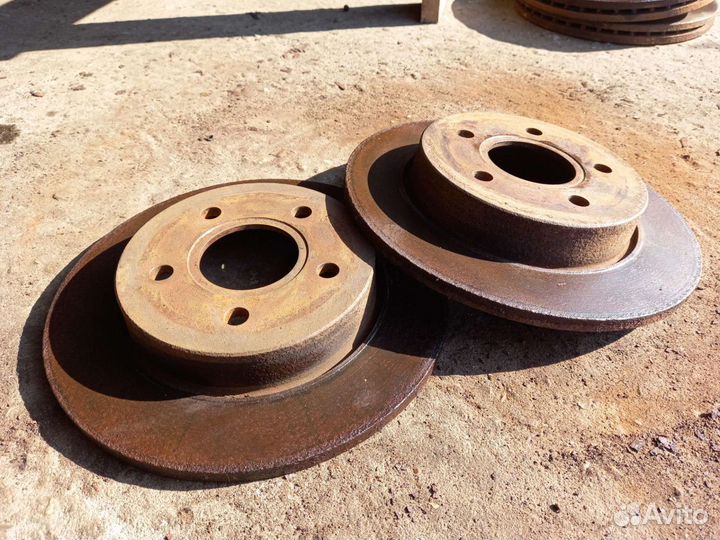 Диск тормозной задний комплект Ford Focus 2