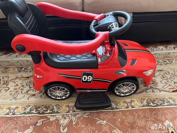 Детская машинка каталка