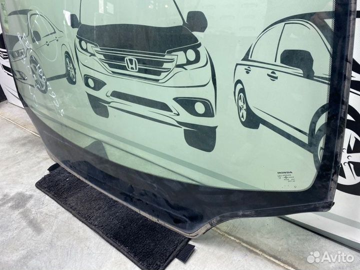 Стекло лобовое Honda Civic FD(4Д) 2006-2011Гв