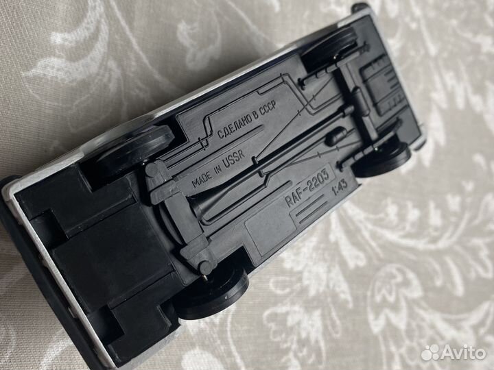 Модель автомобиля Раф 2203