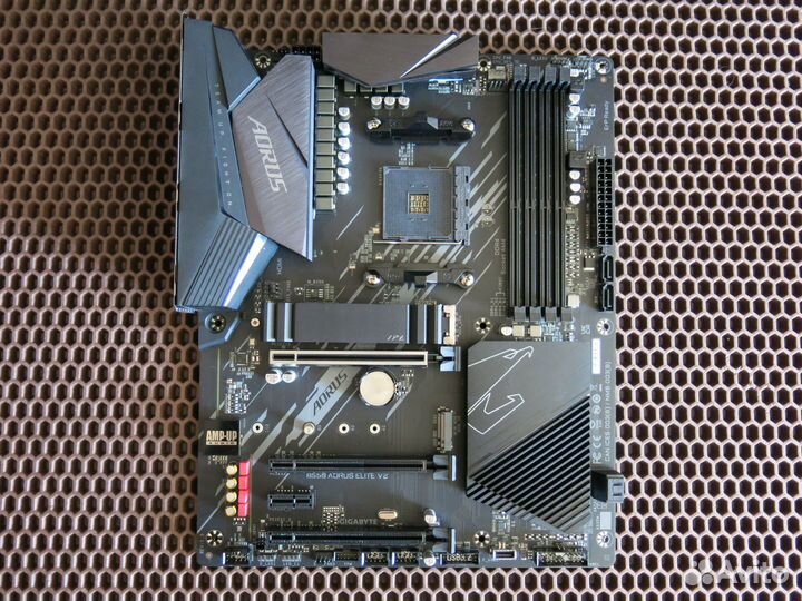 Gigabyte B550 Aorus Elite V2 (am4)