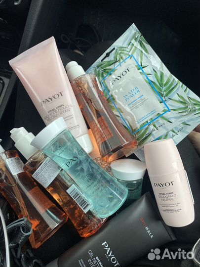 Наборы косметики Payot в наличии