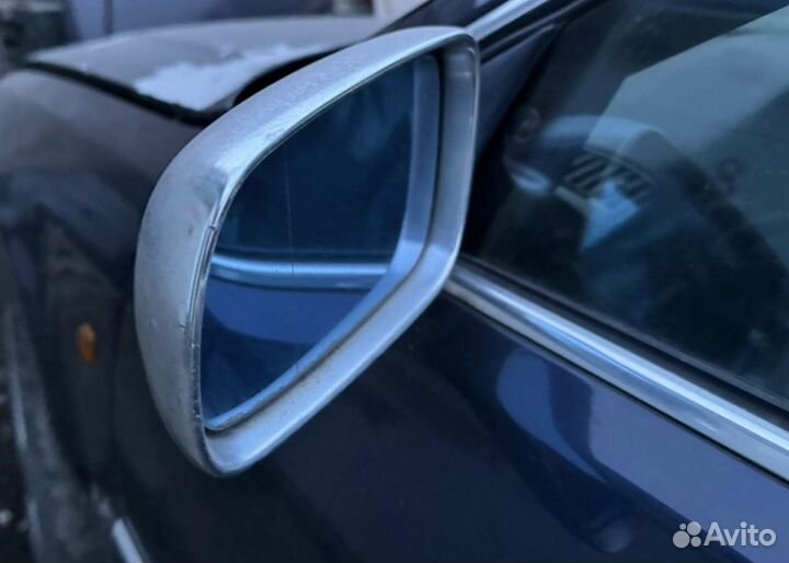Боковое зеркало ауди А8 S8 D2