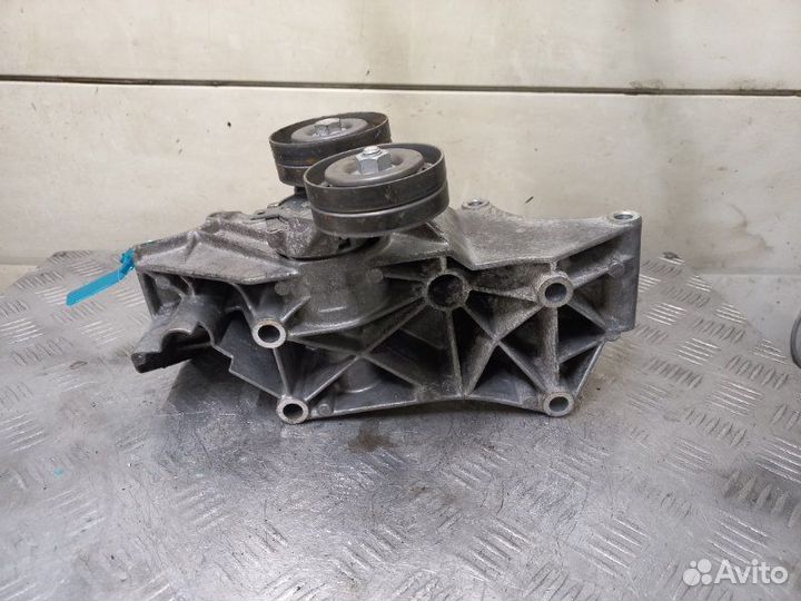 Кронштейн генератора Volkswagen Bora 1.6 16V ATN