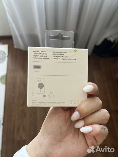 Магнитная зарядка Apple для iPhone