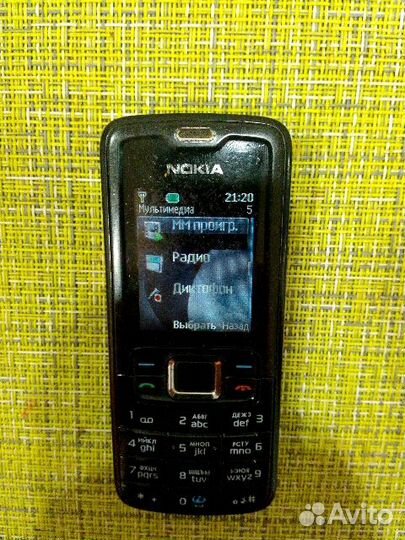 Nokia 100