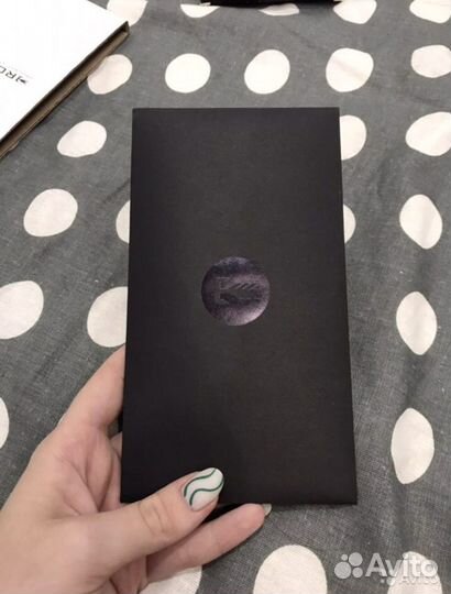 Стекло на телефон