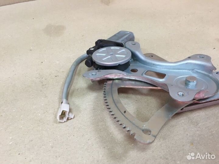 Стеклоподъемник передний правый Lifan Solano 2 650