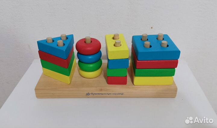 Развивающая игрушка Геометрик