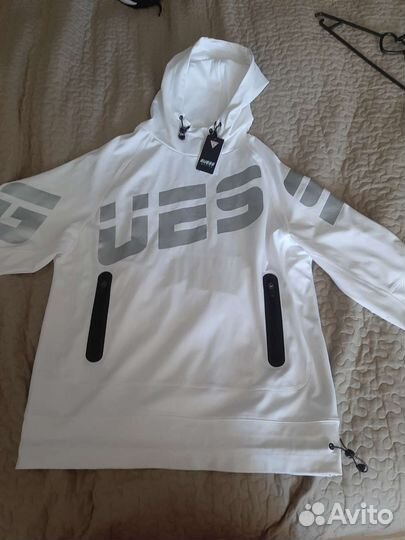Лонгслив новый guess