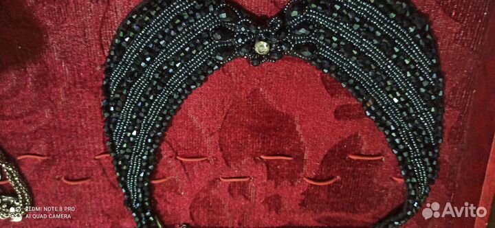 Воротничок из бисера, ручная работа