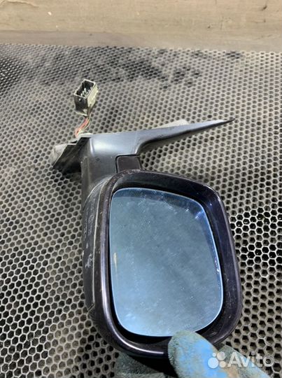 Зеркало правое Ауди A6 C5 Audi А6