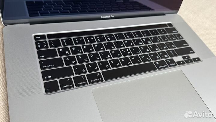 Apple MacBook Pro 16 2019 i9 Silver