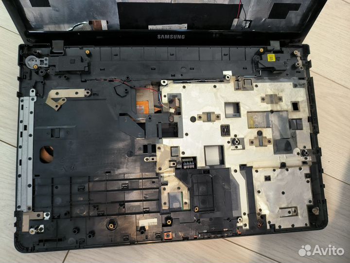 Samsung np350e5c корпус