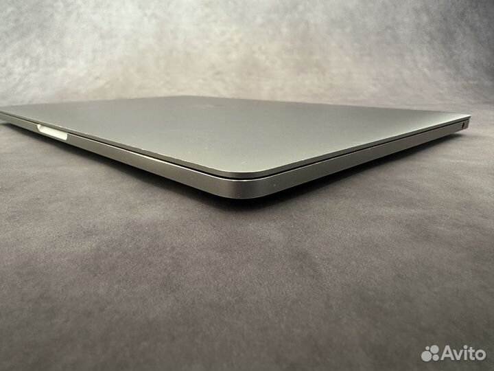 Apple MacBook Pro 13 2020 8/256gb