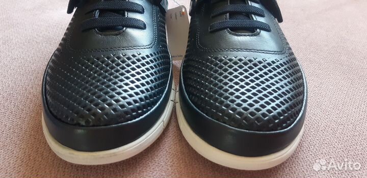 Полуботинки