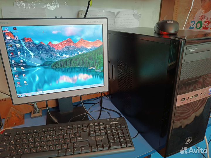 Монитор NEC MultiSynk LCD 1560 NX