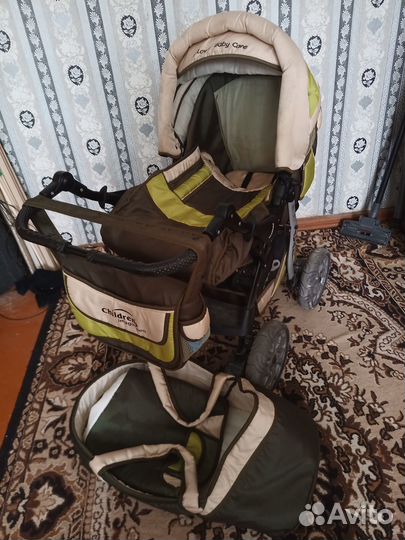 Универсальная детская коляска лето-зима