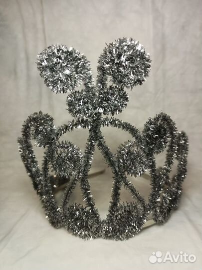 Корона ручной работы