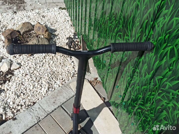 Трюковой самокат oxelo