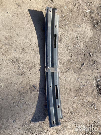 Передний усилитель Бампера Geely Mk