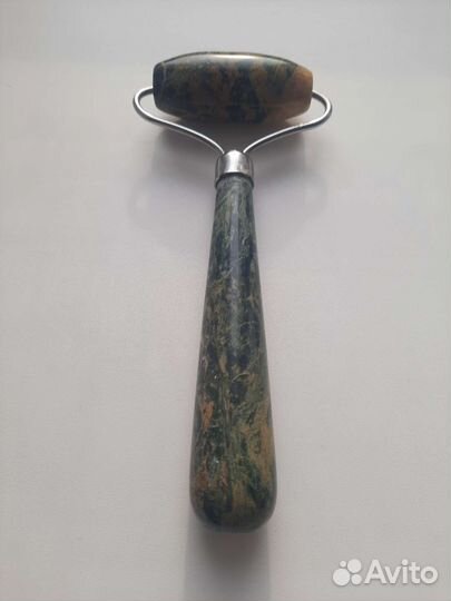 Массажер для тела (нефрит)