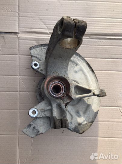 Цапфа правая Renault Megane 2 1.4