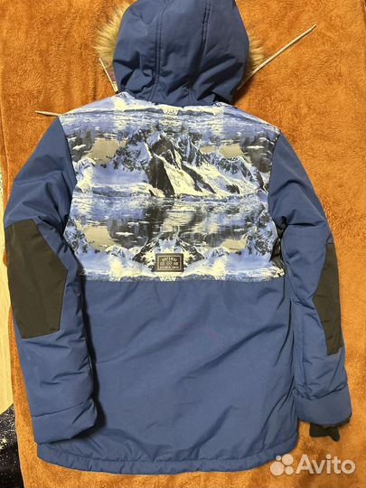 Зимняя мембранная куртка фирмы 