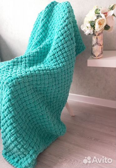 Плед из плюшевой пряжи