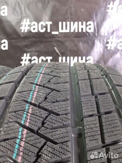 Triangle PL02 235/50 R19