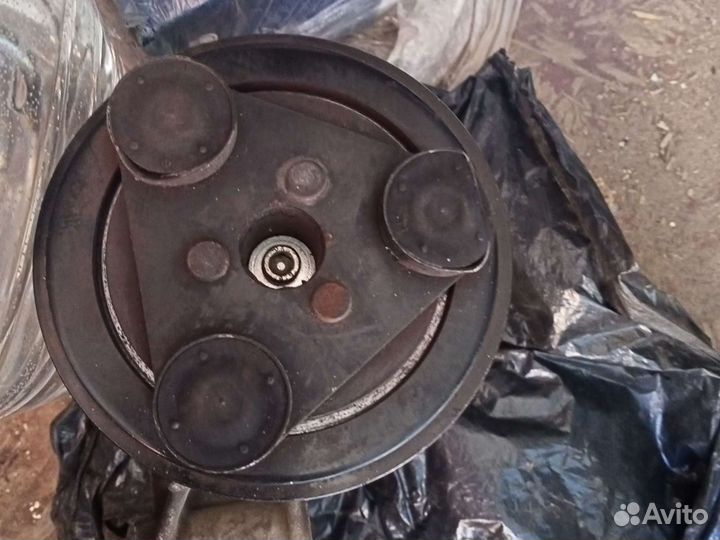 Компрессор кондиционера Ниссан Тиида С 11