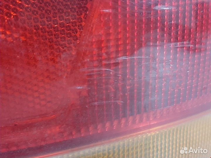 Фонарь задний правый Mazda Xedos 6 1994 8BC451150