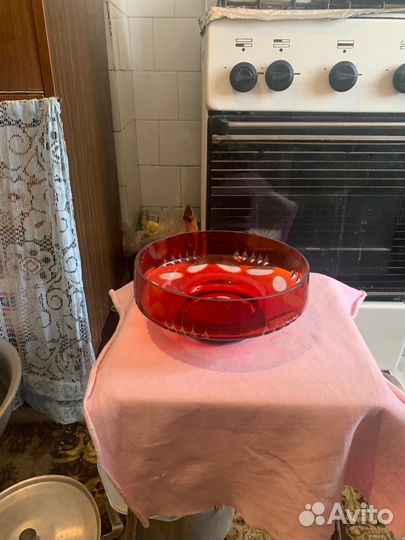 Ваза красное стекло СССР