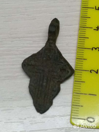 Крестик нательный липесток