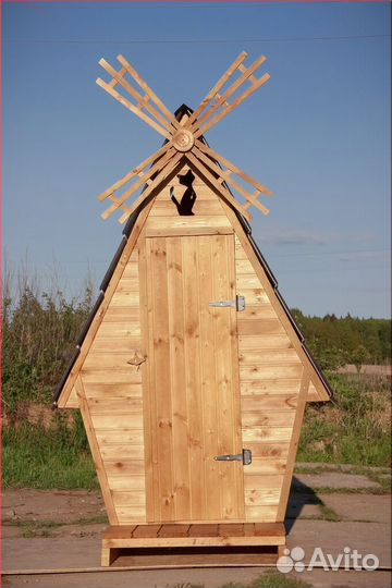 Дачный туалет деревянный