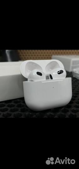 Беспроводные наушники apple airpods 3
