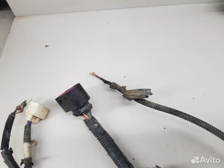 Электропроводка переднего бампера (Geely Atlas)